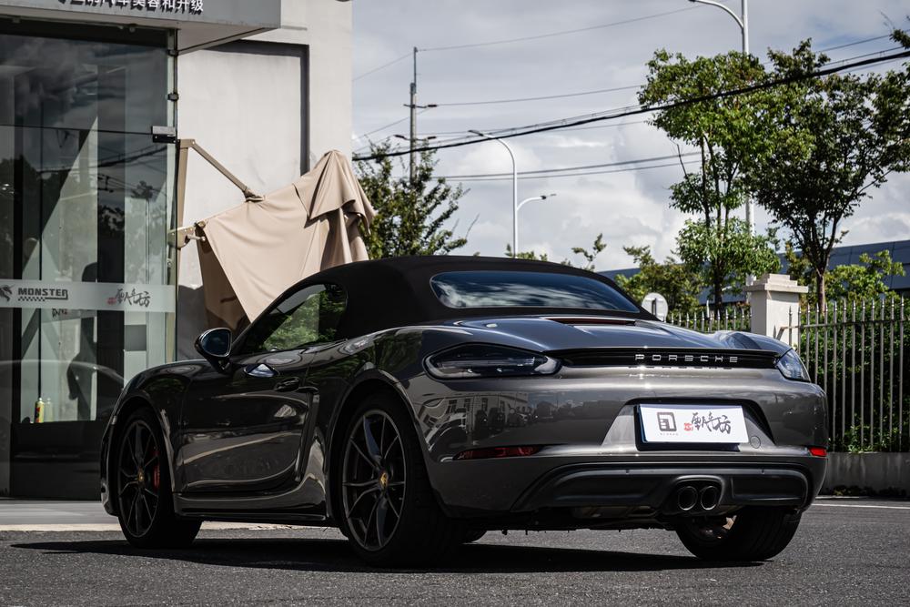 Porsche Porsche 718