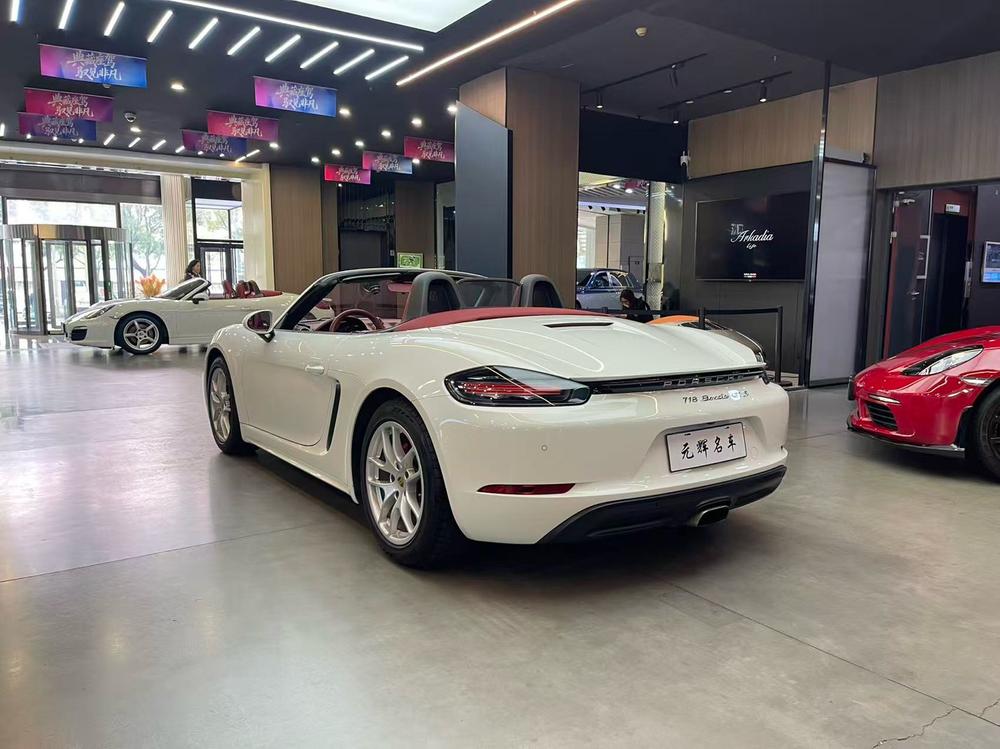 Porsche Porsche 718