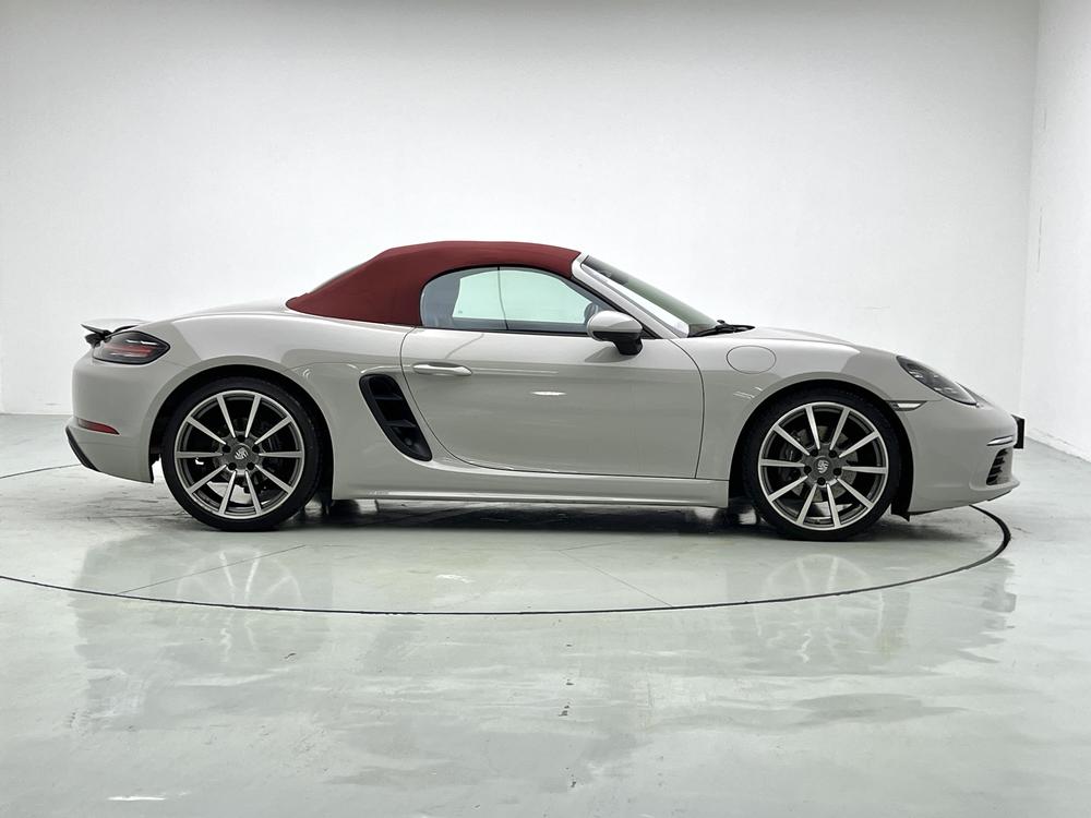 Porsche Porsche 718
