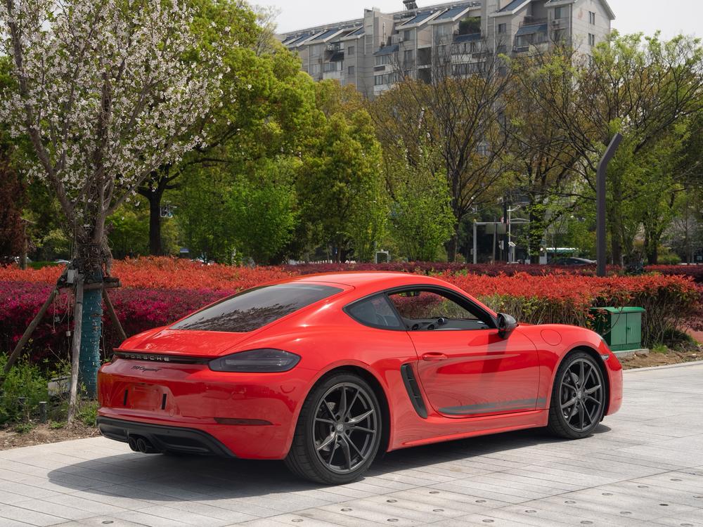 Porsche Porsche 718
