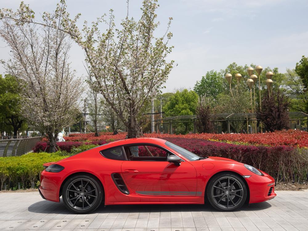 Porsche Porsche 718