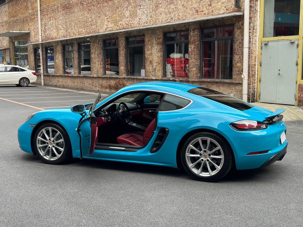 Porsche Porsche 718
