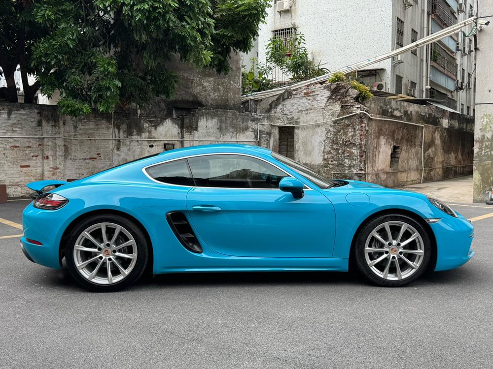 Porsche Porsche 718
