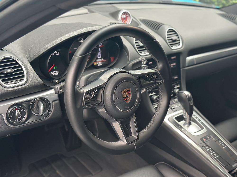 Porsche Porsche 718