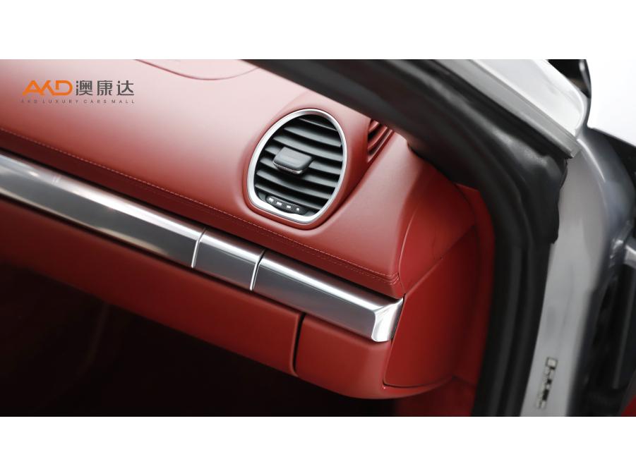 Porsche Porsche 718