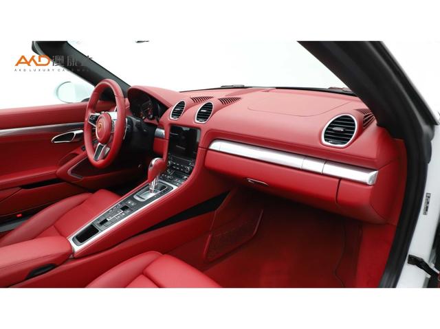Porsche Porsche 718