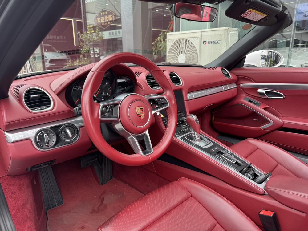Porsche Porsche 718