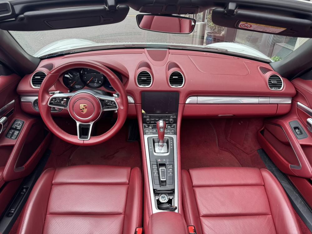 Porsche Porsche 718