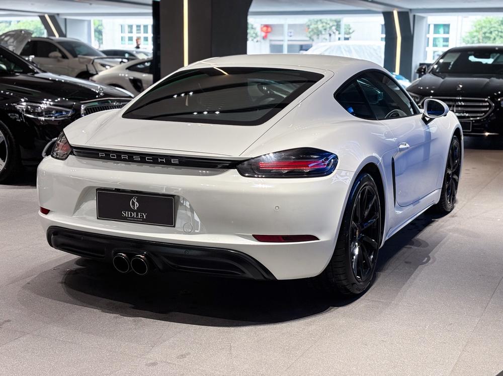 Porsche Porsche 718