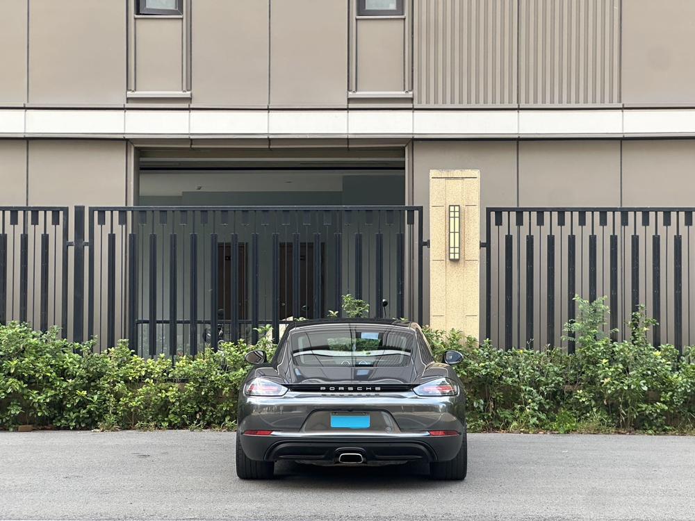 Porsche Porsche 718