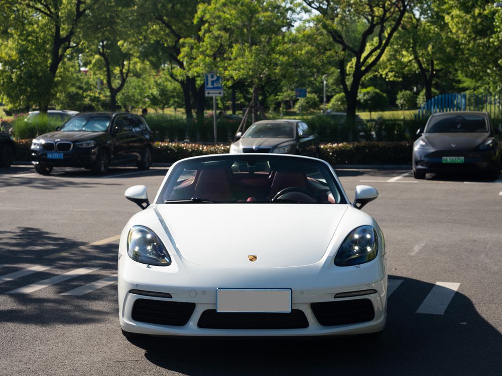 Porsche Porsche 718