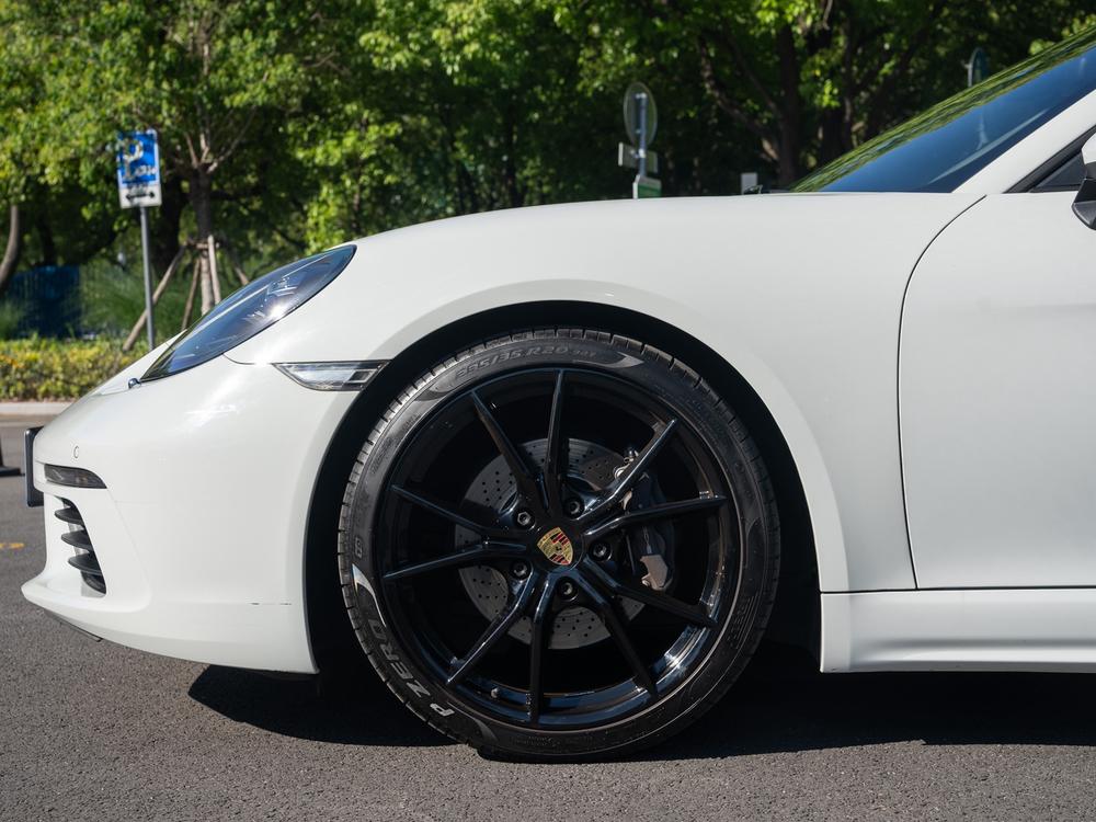 Porsche Porsche 718