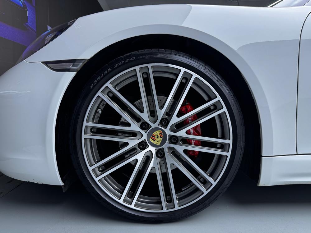 Porsche Porsche 718