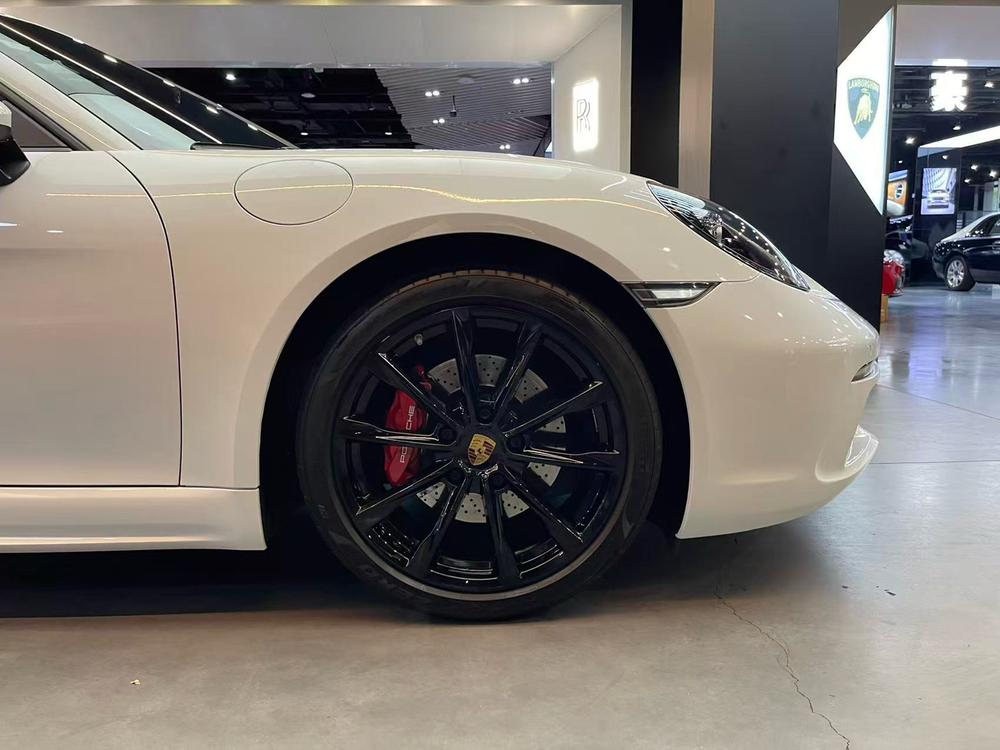 Porsche Porsche 718