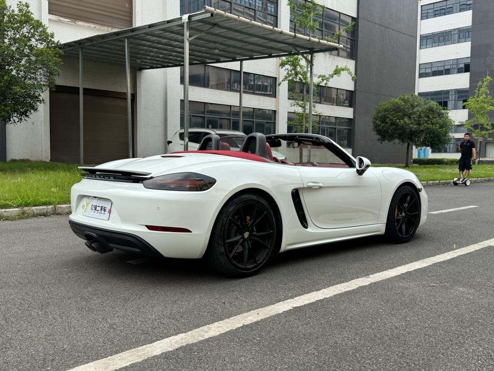 Porsche Porsche 718
