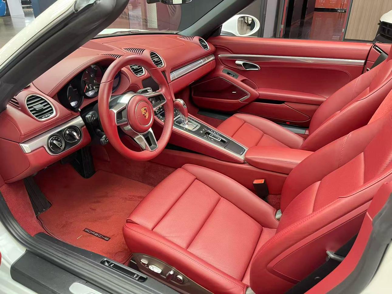 Porsche Porsche 718