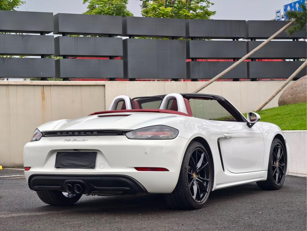 Porsche Porsche 718