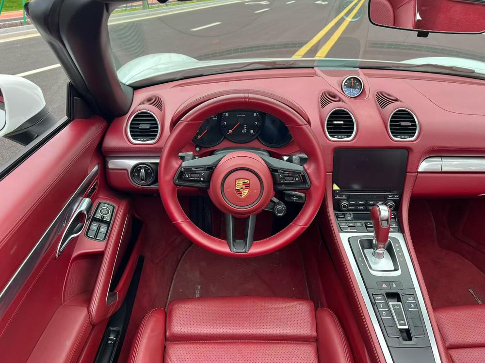 Porsche Porsche 718