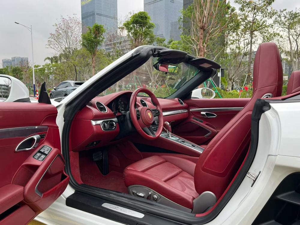 Porsche Porsche 718