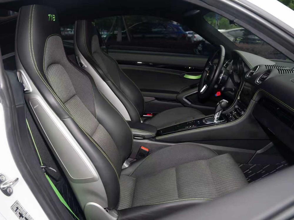 Porsche Porsche 718