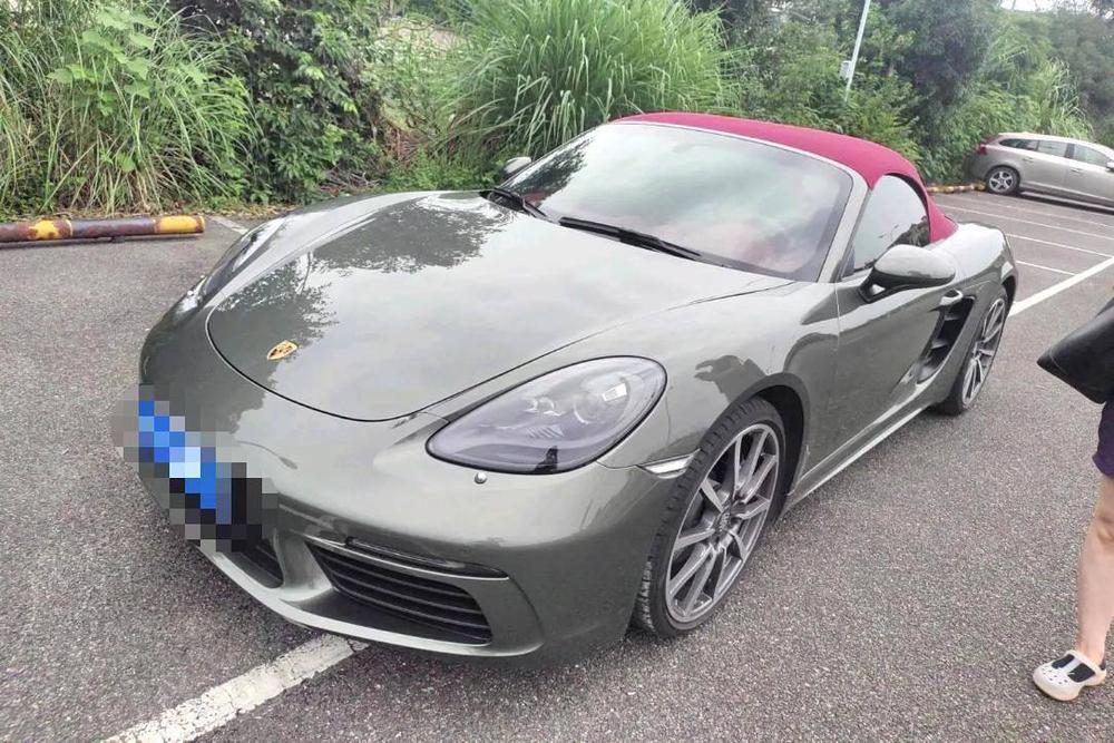 Porsche Porsche 718