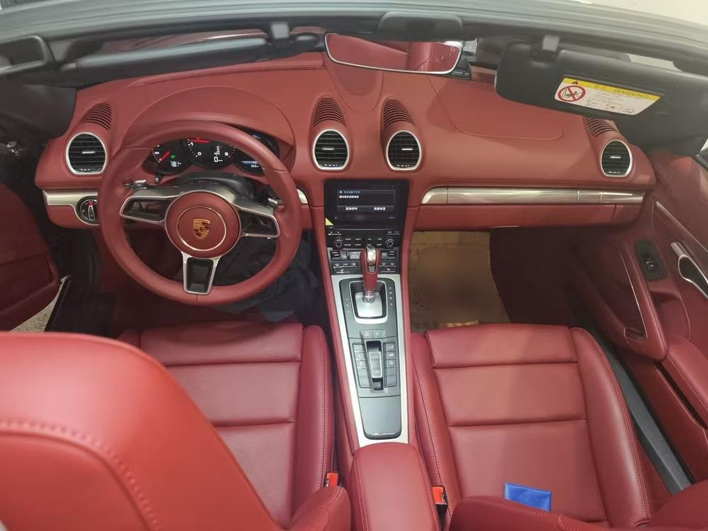 Porsche Porsche 718