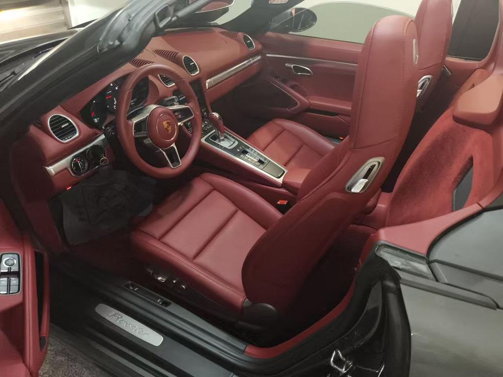 Porsche Porsche 718