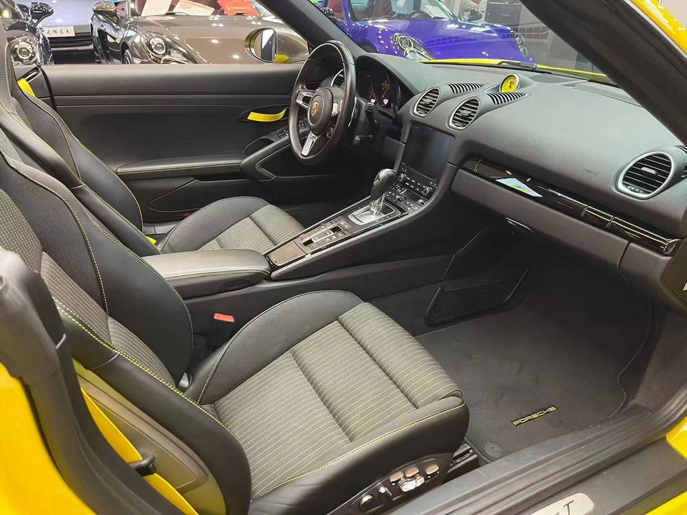 Porsche Porsche 718