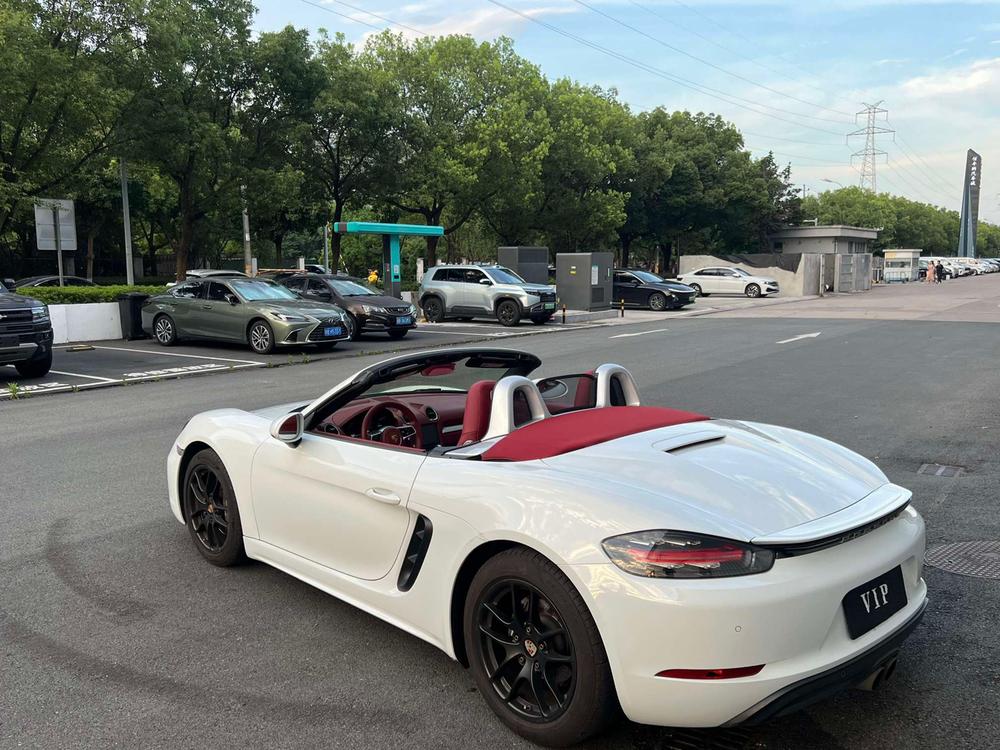 Porsche Porsche 718