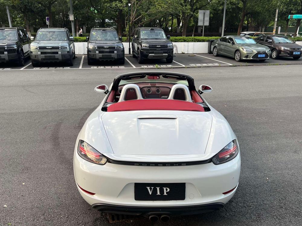 Porsche Porsche 718