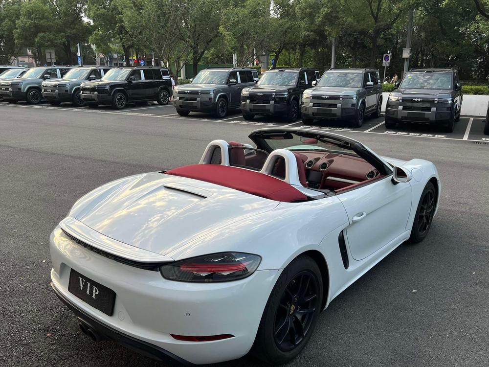Porsche Porsche 718