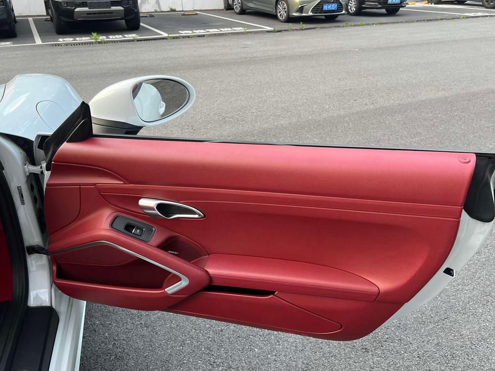 Porsche Porsche 718