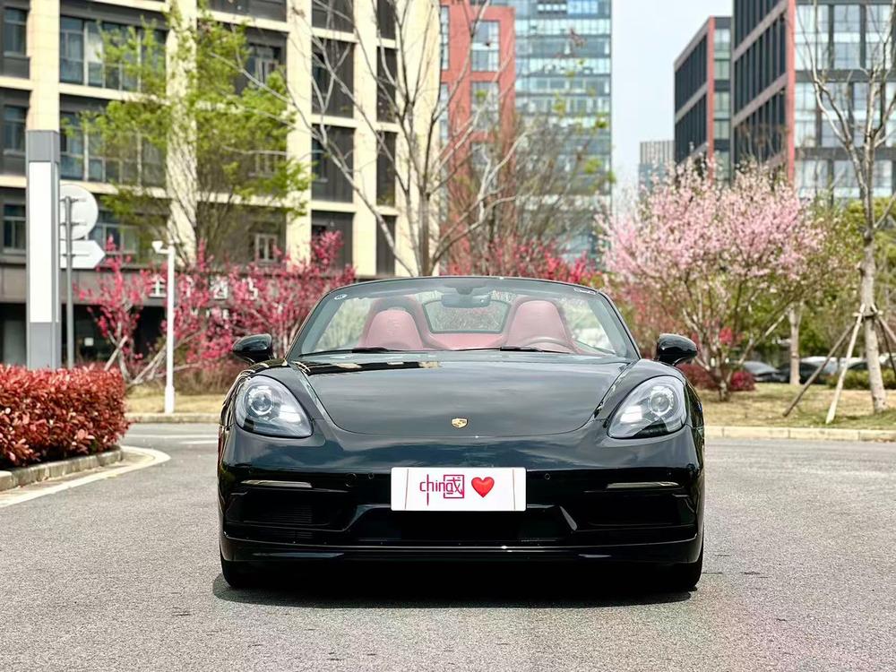 Porsche Porsche 718