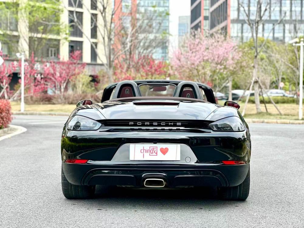 Porsche Porsche 718