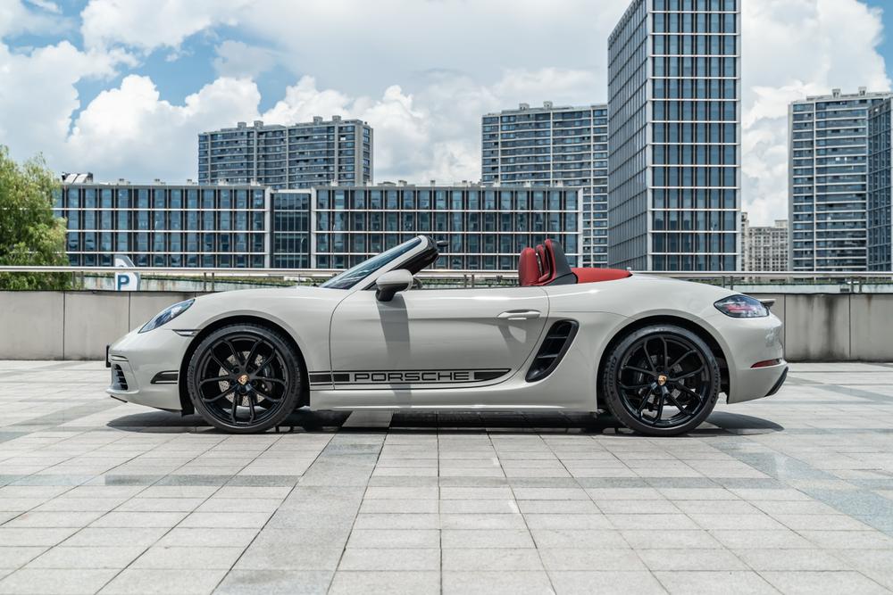 Porsche Porsche 718