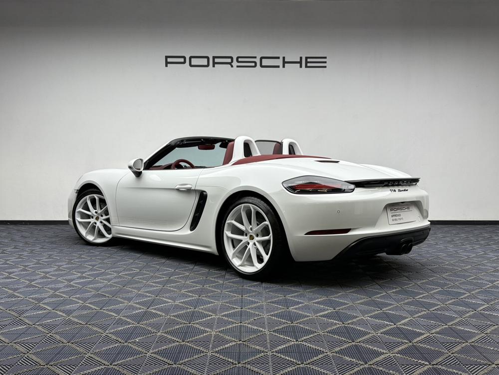 Porsche Porsche 718