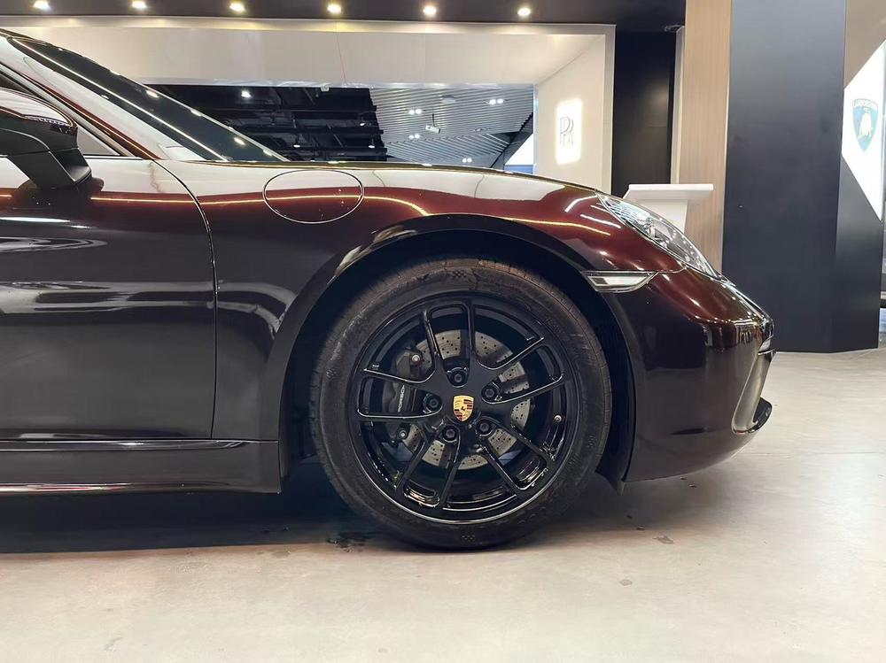Porsche Porsche 718