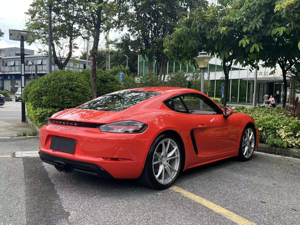 Porsche Porsche 718
