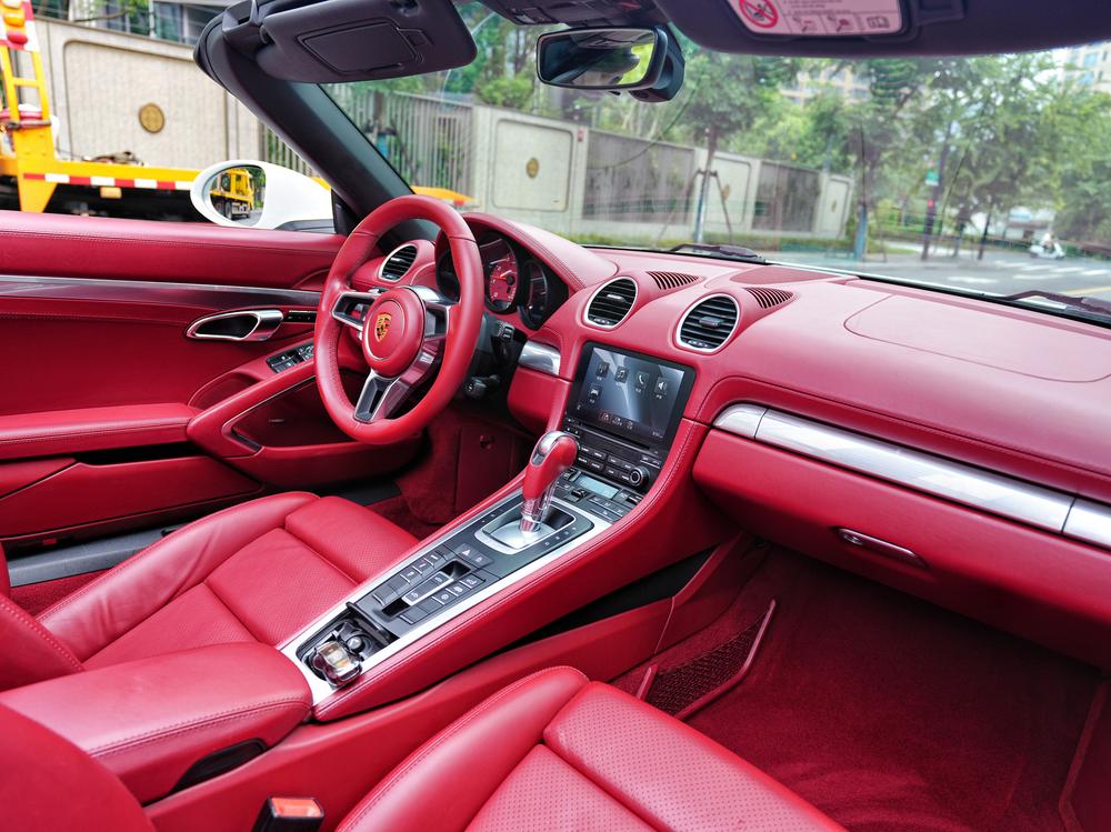 Porsche Porsche 718