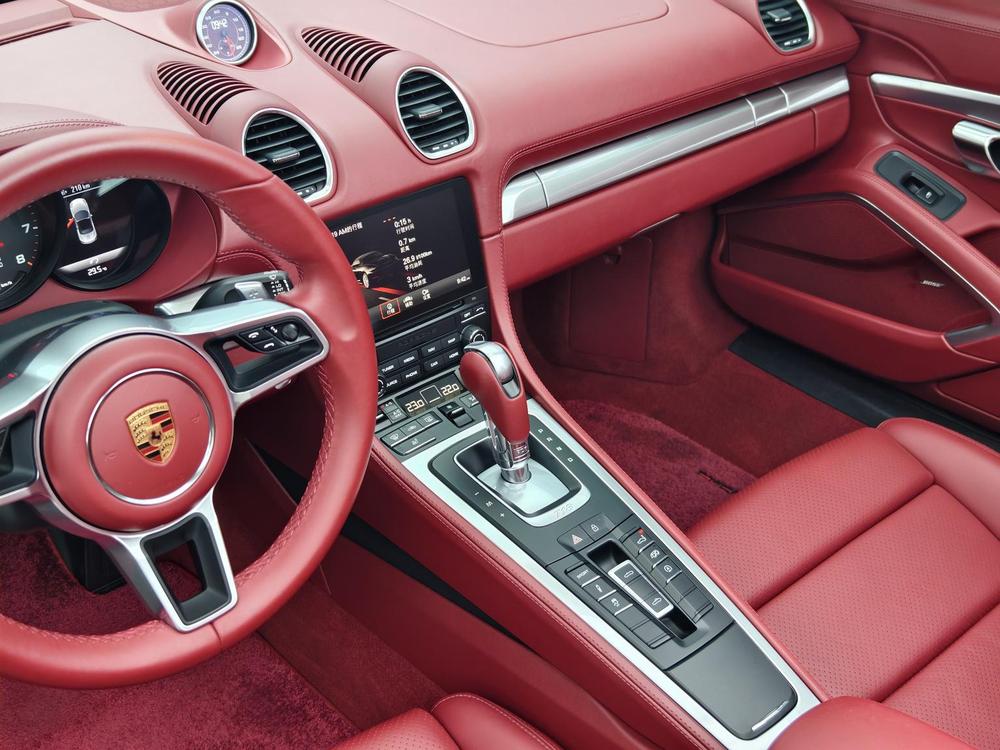 Porsche Porsche 718