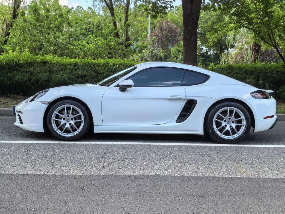 Porsche Porsche 718