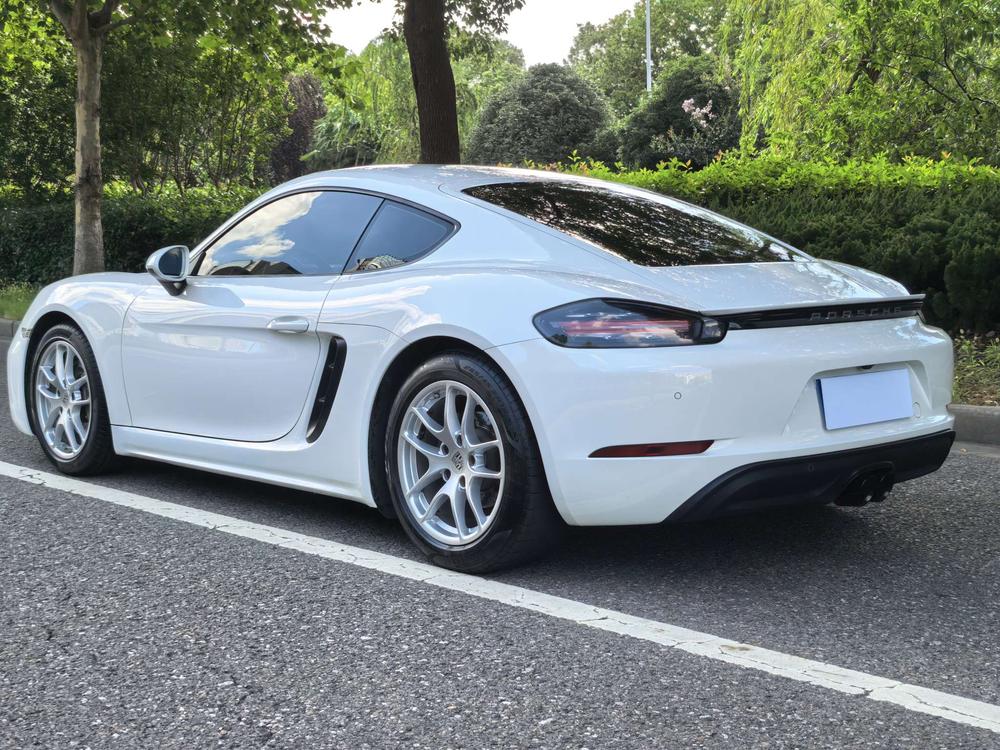 Porsche Porsche 718
