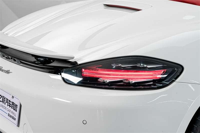 Porsche Porsche 718