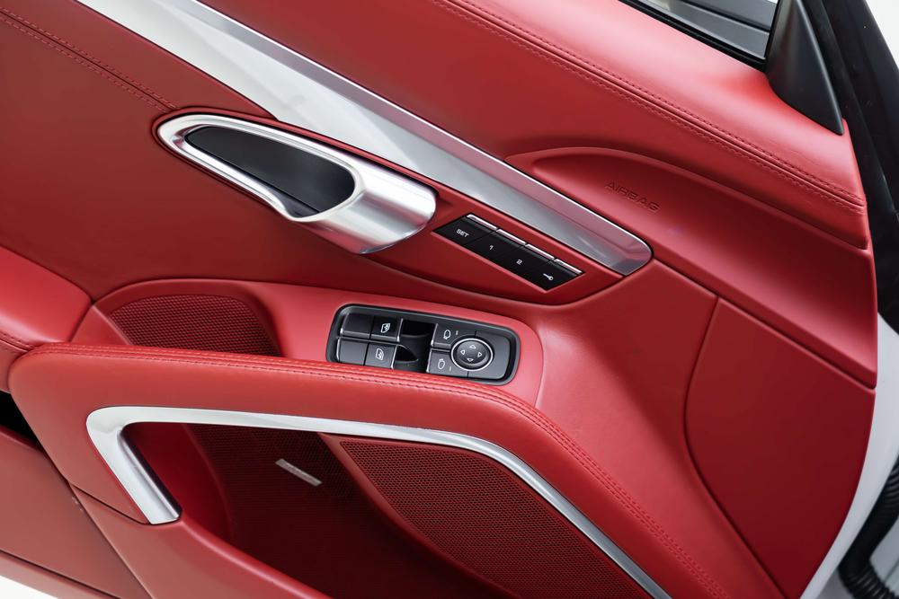 Porsche Porsche 718