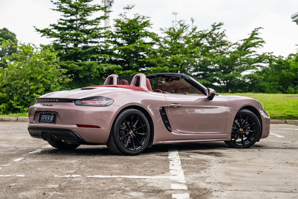 Porsche Porsche 718