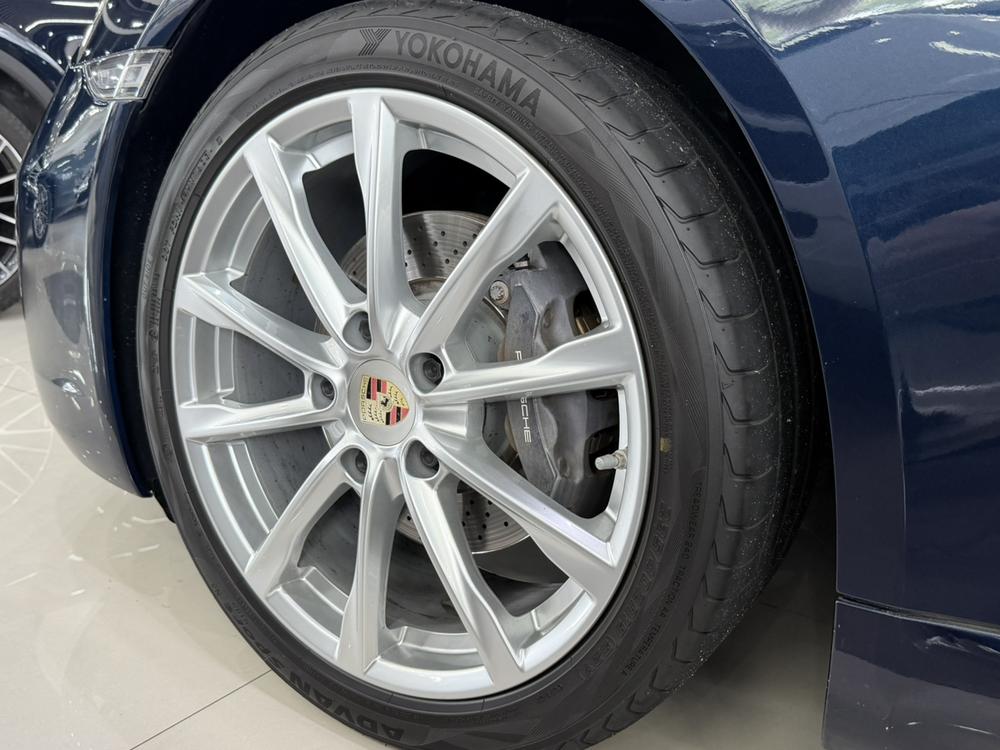 Porsche Porsche 718