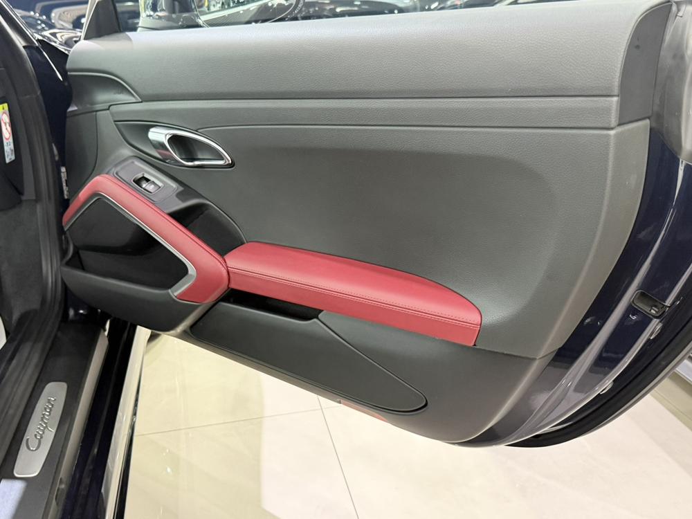 Porsche Porsche 718