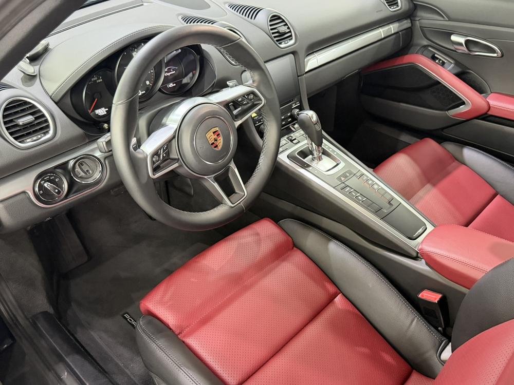 Porsche Porsche 718