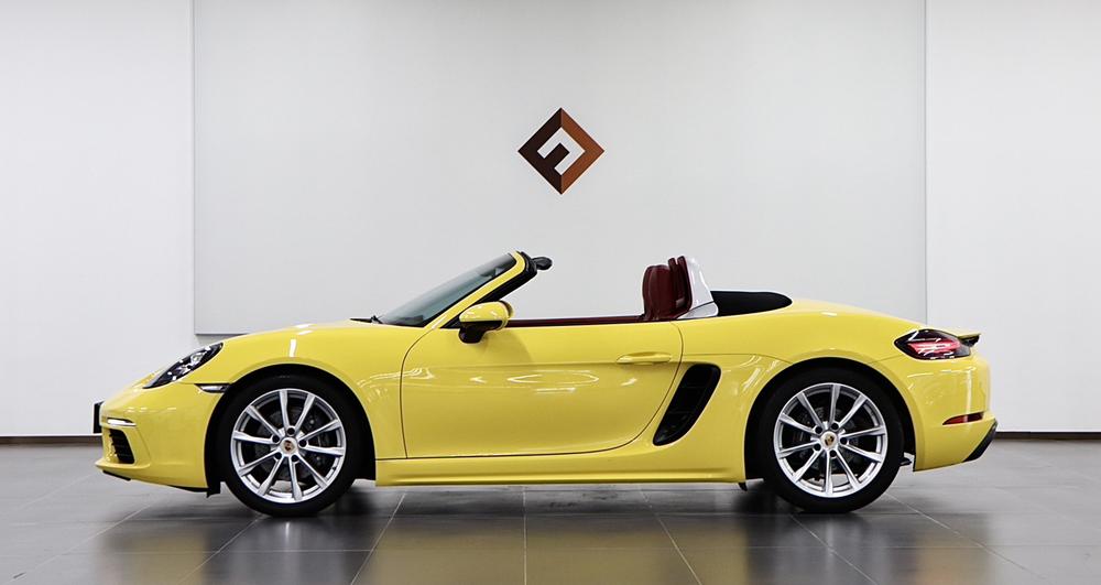 Porsche Porsche 718