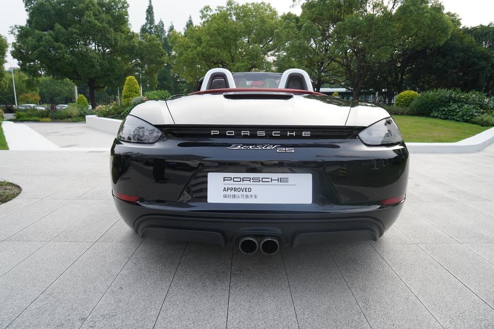 Porsche Porsche 718